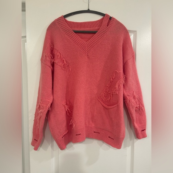 NWT Boutique Brand Chunky Oversized Distressed Sweater - Picture 5 of 9